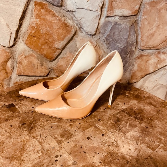 Massimo Matteo size 6. Four inch heels. Dust bag included. - Picture 2 of 10